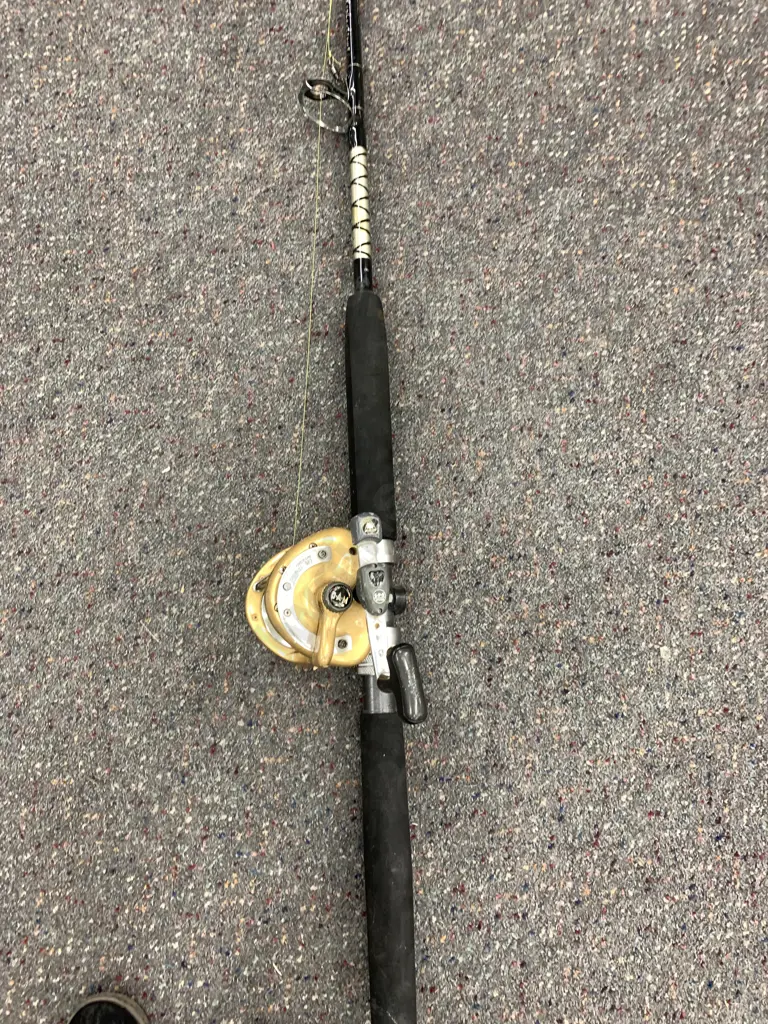 K-Labs Xiphactinus 37kg, 6ft Fibreglass Boat Rod With A Dam Quick Power Champion 450 LDL Reel Image 1++