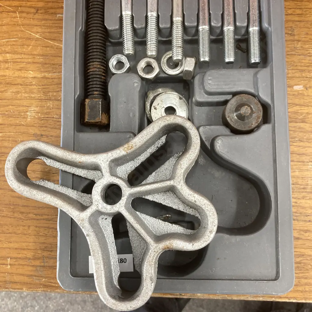 Harmonic Balancer Puller Set 9 Piece Image 1++