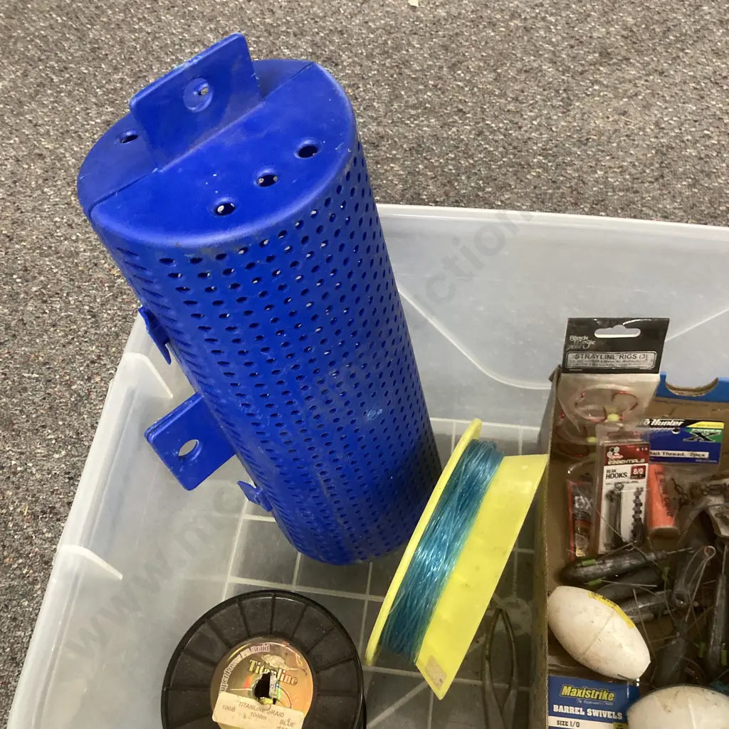 Clear Bin Plastic Berley Pot, Titanline 100lb Blue Line, Handline, Hooks, Sinkers, Swivels Etc Image 1++
