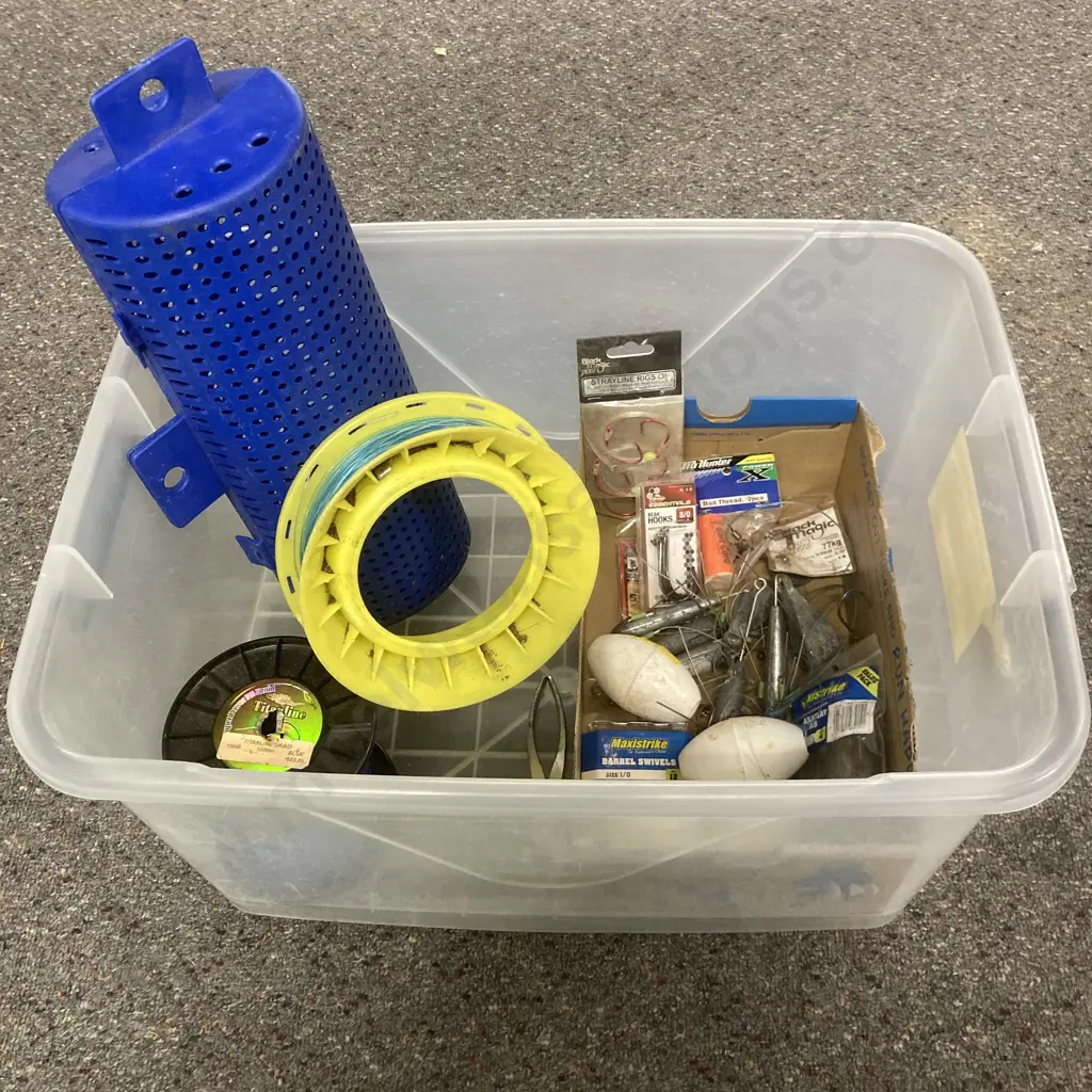 Clear Bin Plastic Berley Pot, Titanline 100lb Blue Line, Handline, Hooks, Sinkers, Swivels Etc Image 1++