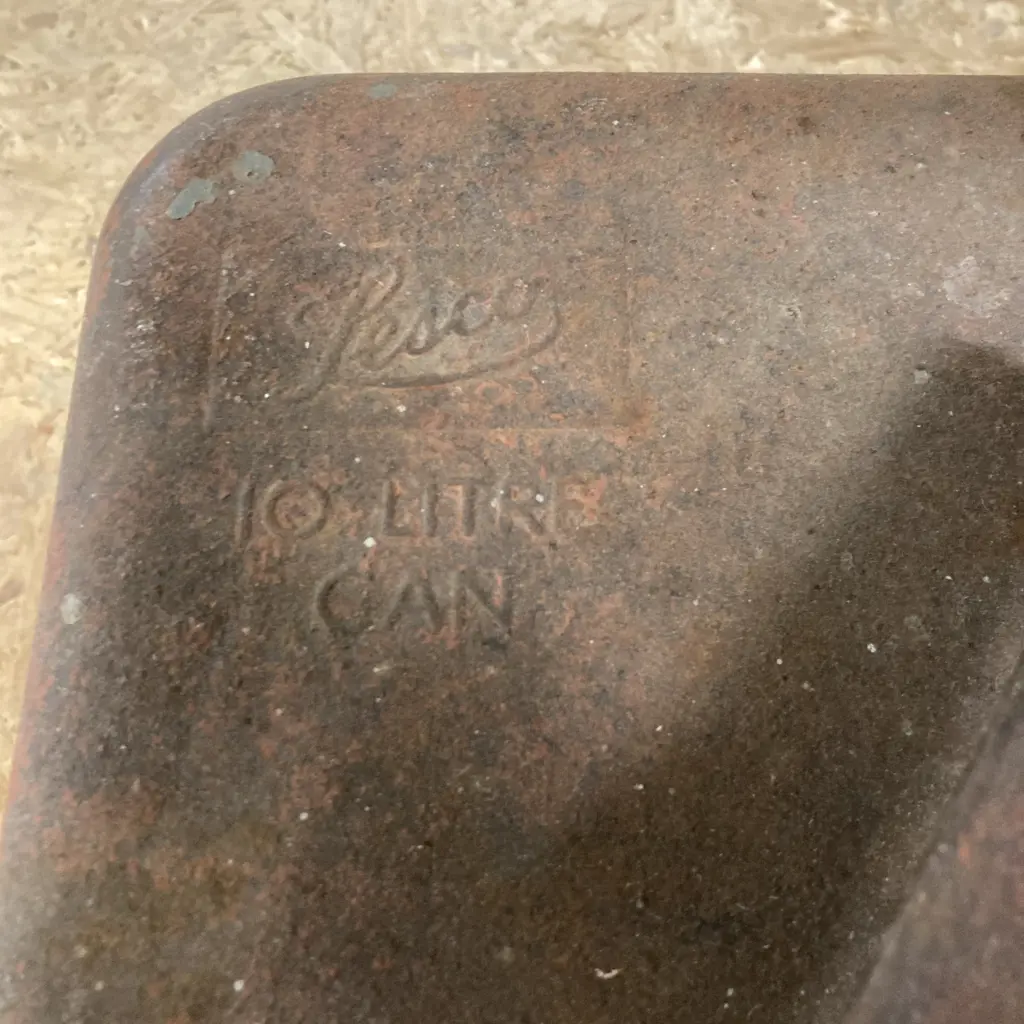 Vintage Lesco 10 Litre Fuel Can, Fuel & Roll of Mutton Cloth Image 1++