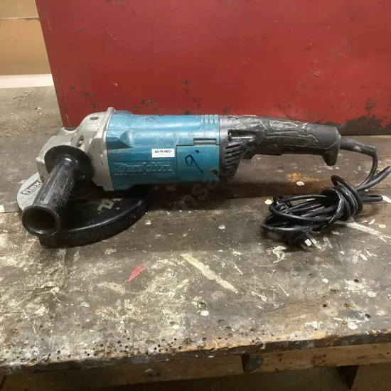 Makita M14 9" Disc Grinder
