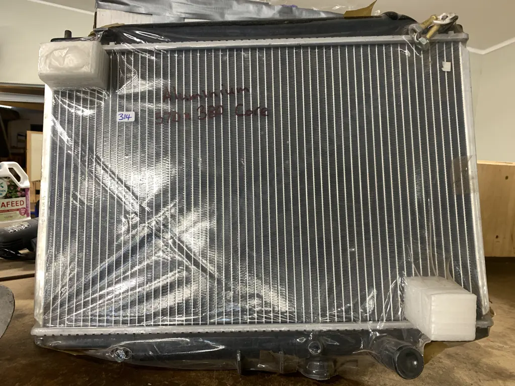 New Radiator Aluminium 570 x 380 Core Image 1++