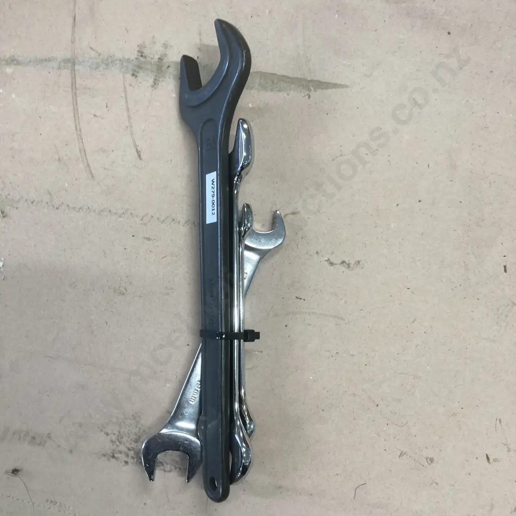 HuHui Spanners (sold With -0021) Image 1++