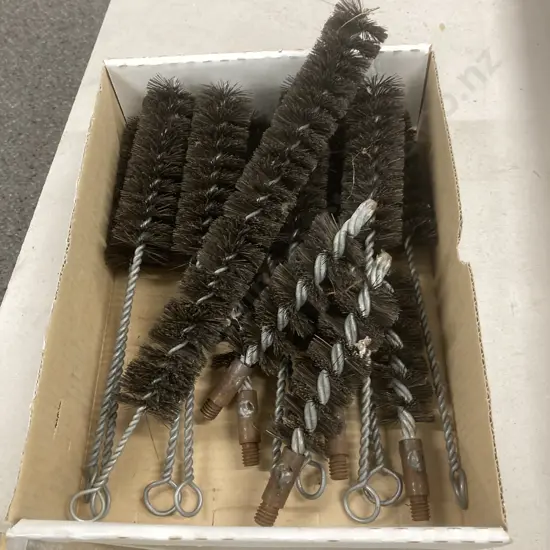 Box of Fifteen Assorted Tube Brushes