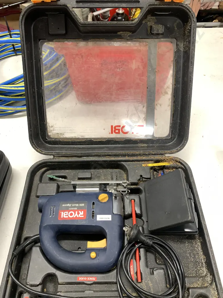 Ryobi 620W Jigsaw In Case, Model COJ620V Image 1++