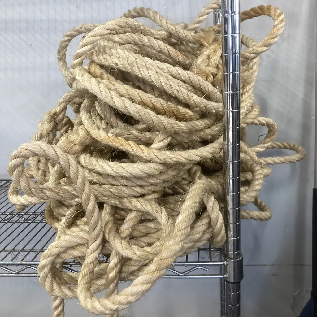 Lot of Ropes Image 1++