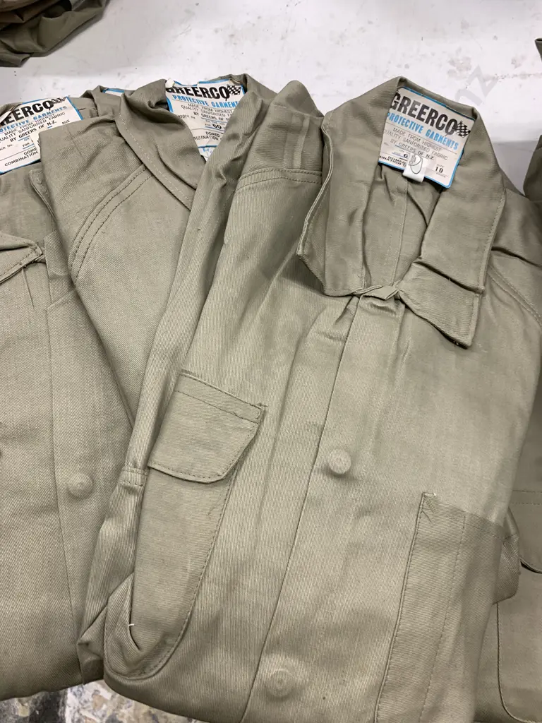 New Greerco Protective Overalls Khaki 5x Size 9, 3x Size 10 Image 1++