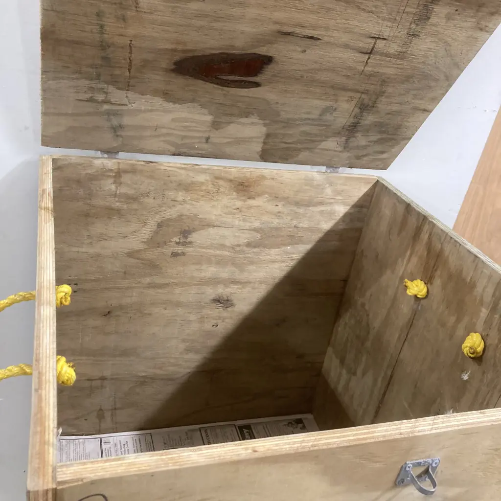 Pair of Wooden Storage Boxes With Rope Handles & Hinged Lids, H66 W60 D60cm Image 1++