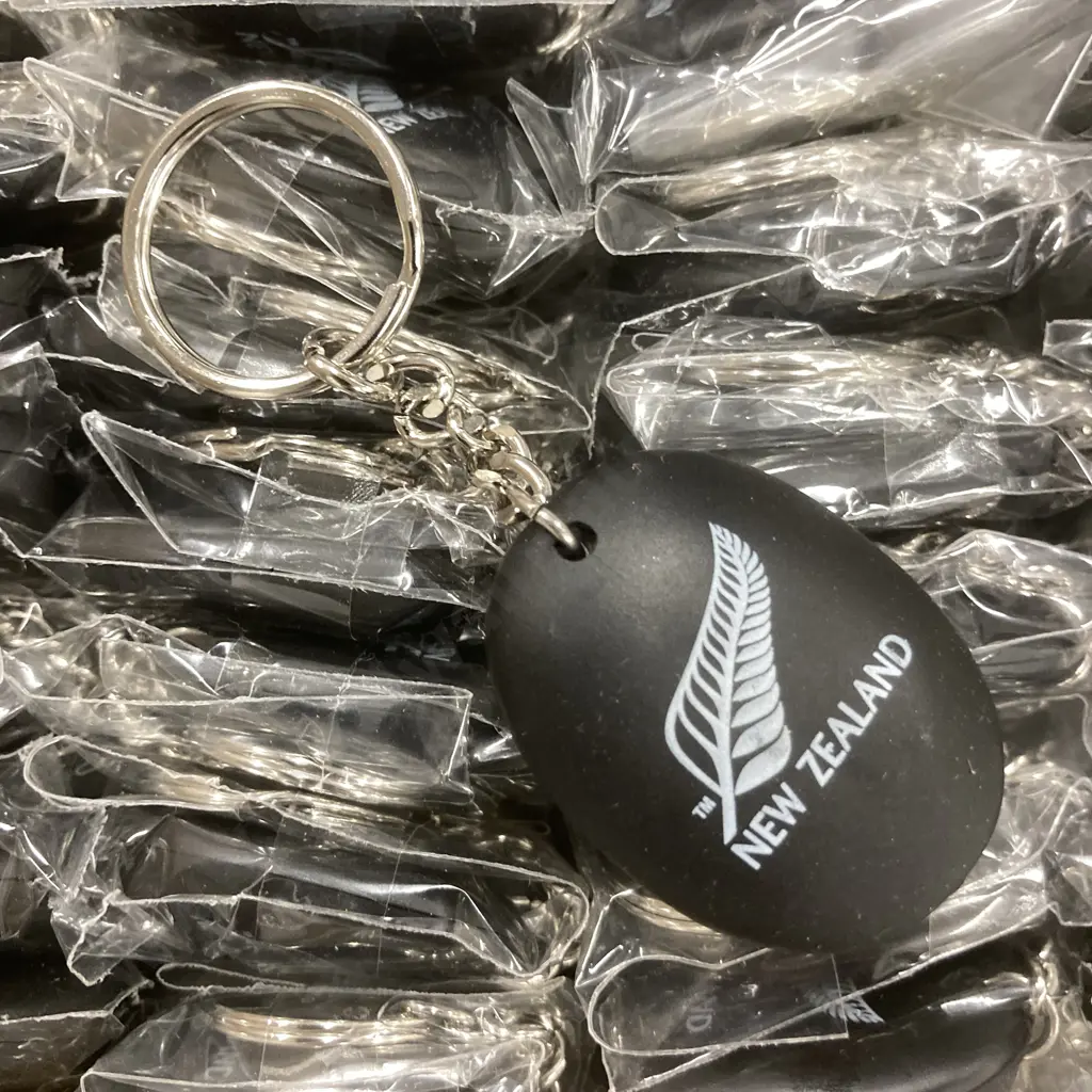 Box Lot of 100 New "New Zealand" Key Rings With Push Button LED Torch Image 1++