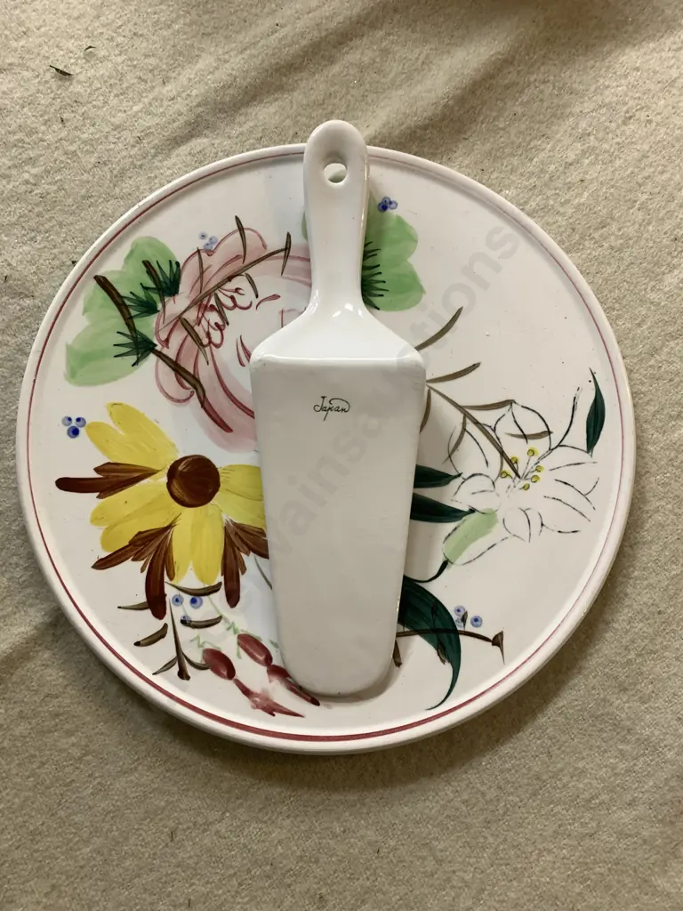 Japanese China Pavlova Plate With Slice Image 1++