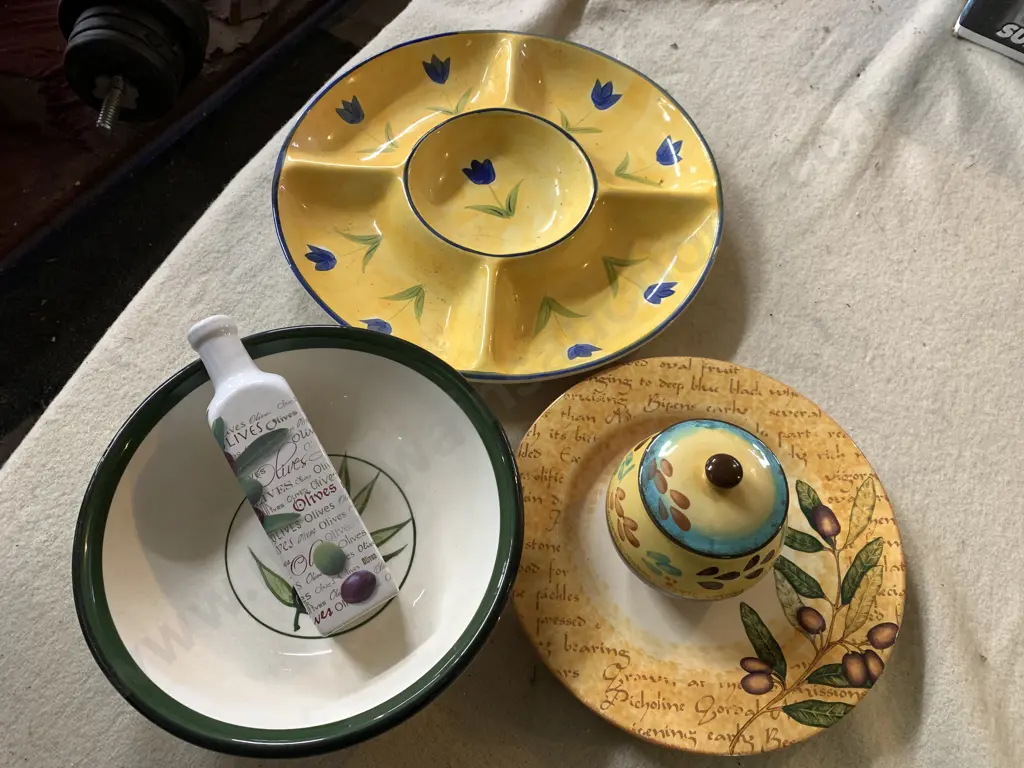 Selection Of Platters, Bowls Etc Including 'Casa Domani', Haven Etc  Image 1++