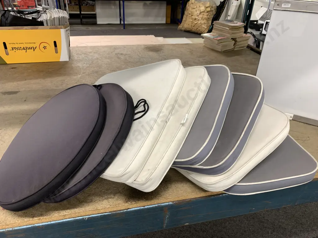 Selection Of Squabs Including Urban Loft Etc Image 1++