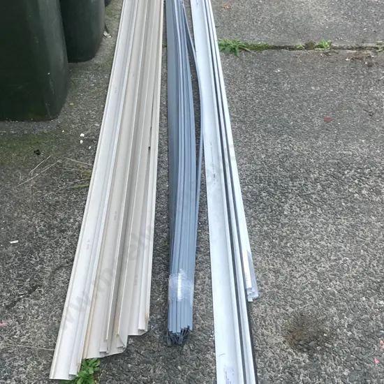 New Assorted Bundles of 2 x Redway Sant Strips RDC S47, Dynex 30mm Cavit & Pallisade Internal Corners