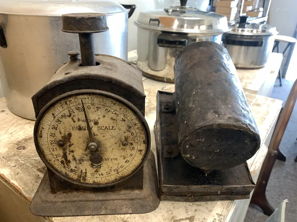 Vintage Hughes Family Scale Base Only And Bee Smoker Image 1++