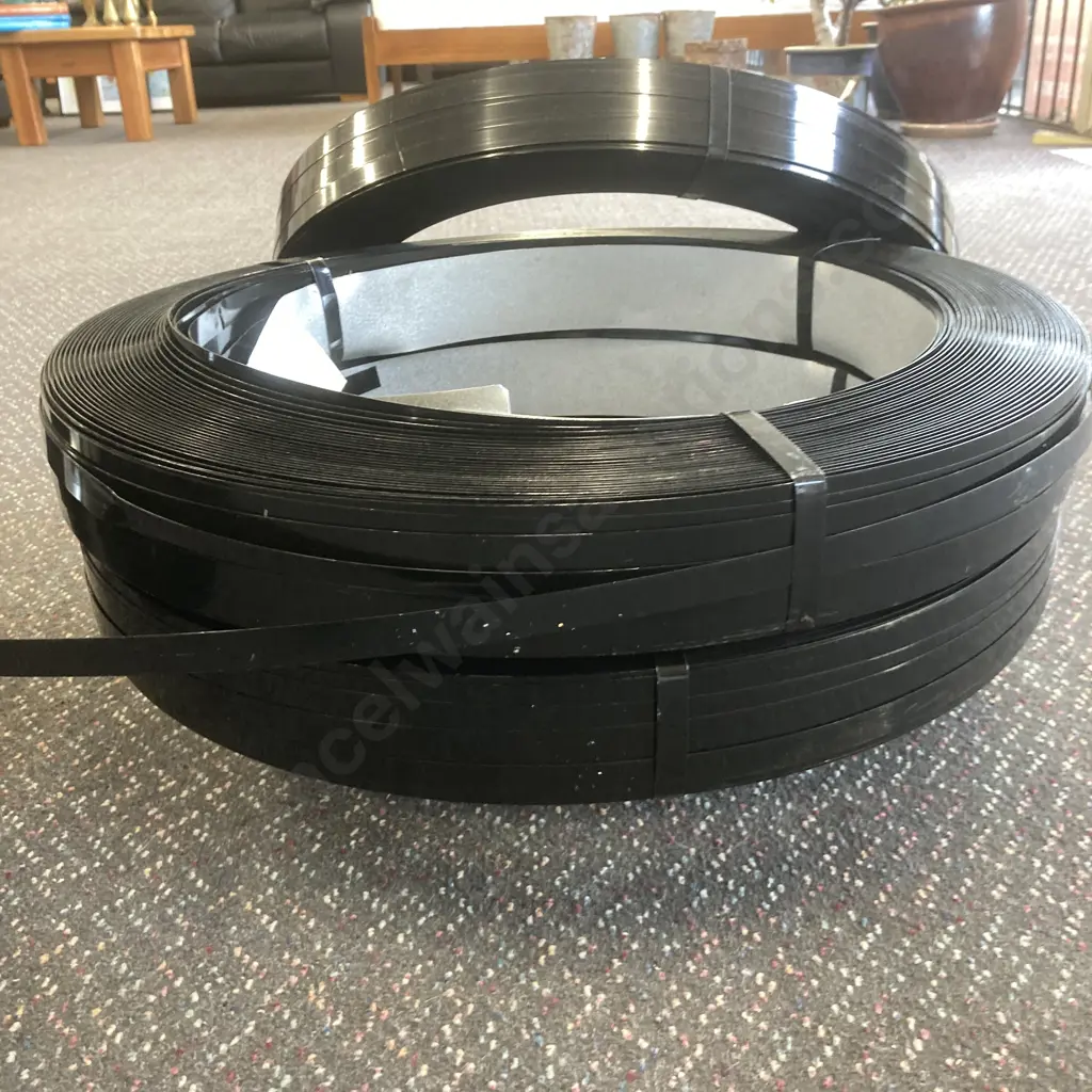 Fifteen Rolls of 16mm Black High Tensile? Steel Strapping, 45-50Kg? Each Roll, 545mm Dia, 60mm Core Image 1++