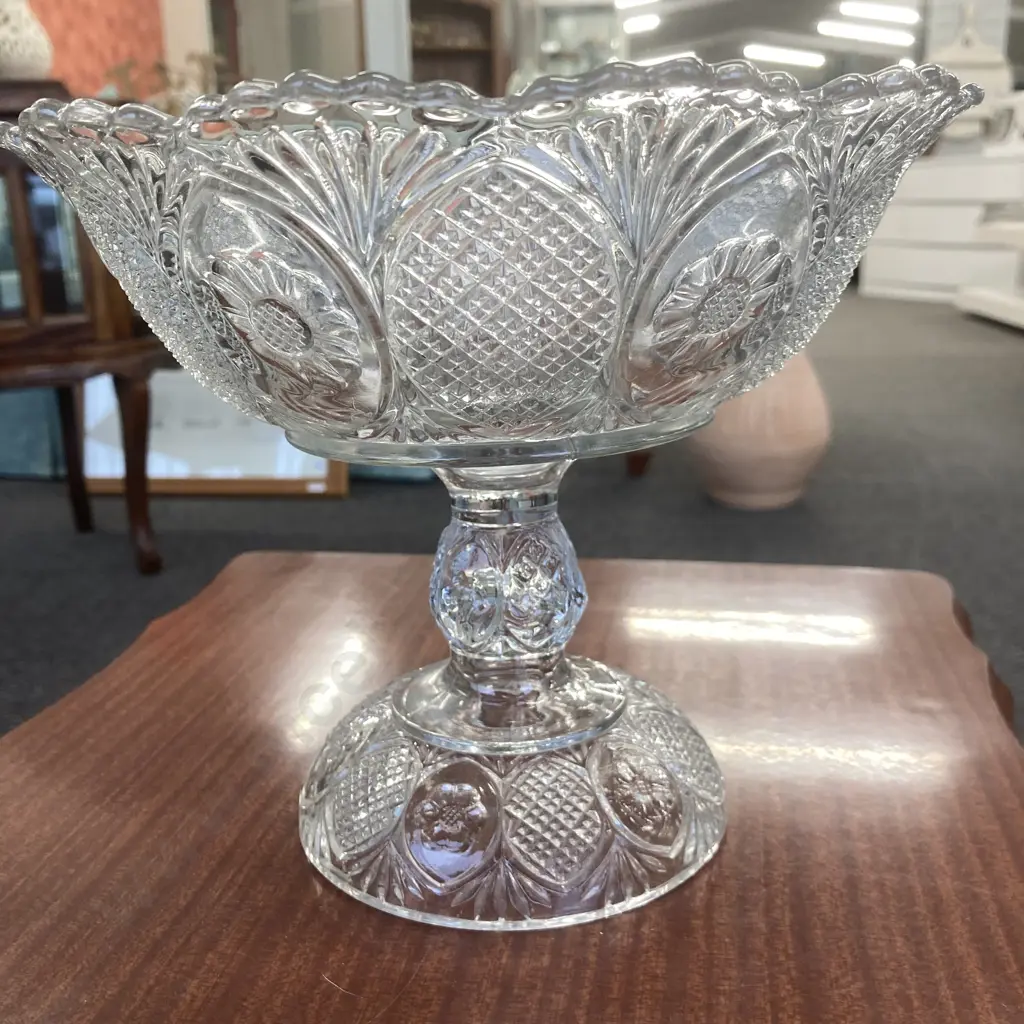 Vintage Glass Pedestal Fruit Bowl Image 1++