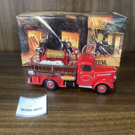 Matchbox YFE17 1939 Bedford Pump And Hose Truck