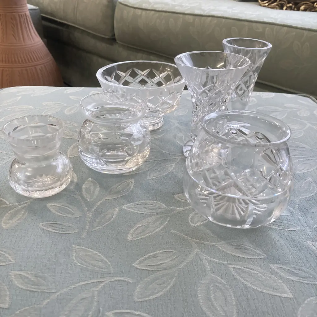 Assortment Of Vintage Crystal Items Including Vases, Bowl Etc Image 1++