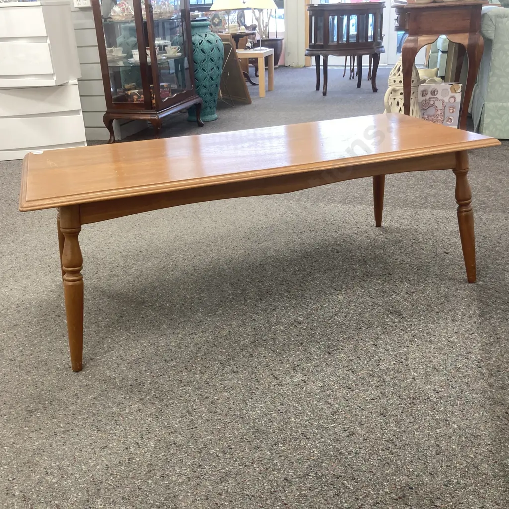 Mahogany Colonial Style Rectangular Coffee Table, H43 W120 D50cm Image 1++