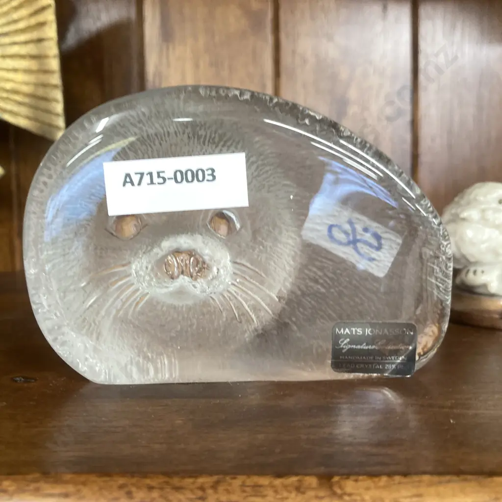 Vintage Mat Jonasson Signed Baby Seal Lead Crystal Paperweight, 7 x 10cm & Assorted Animal Ornaments Image 1++