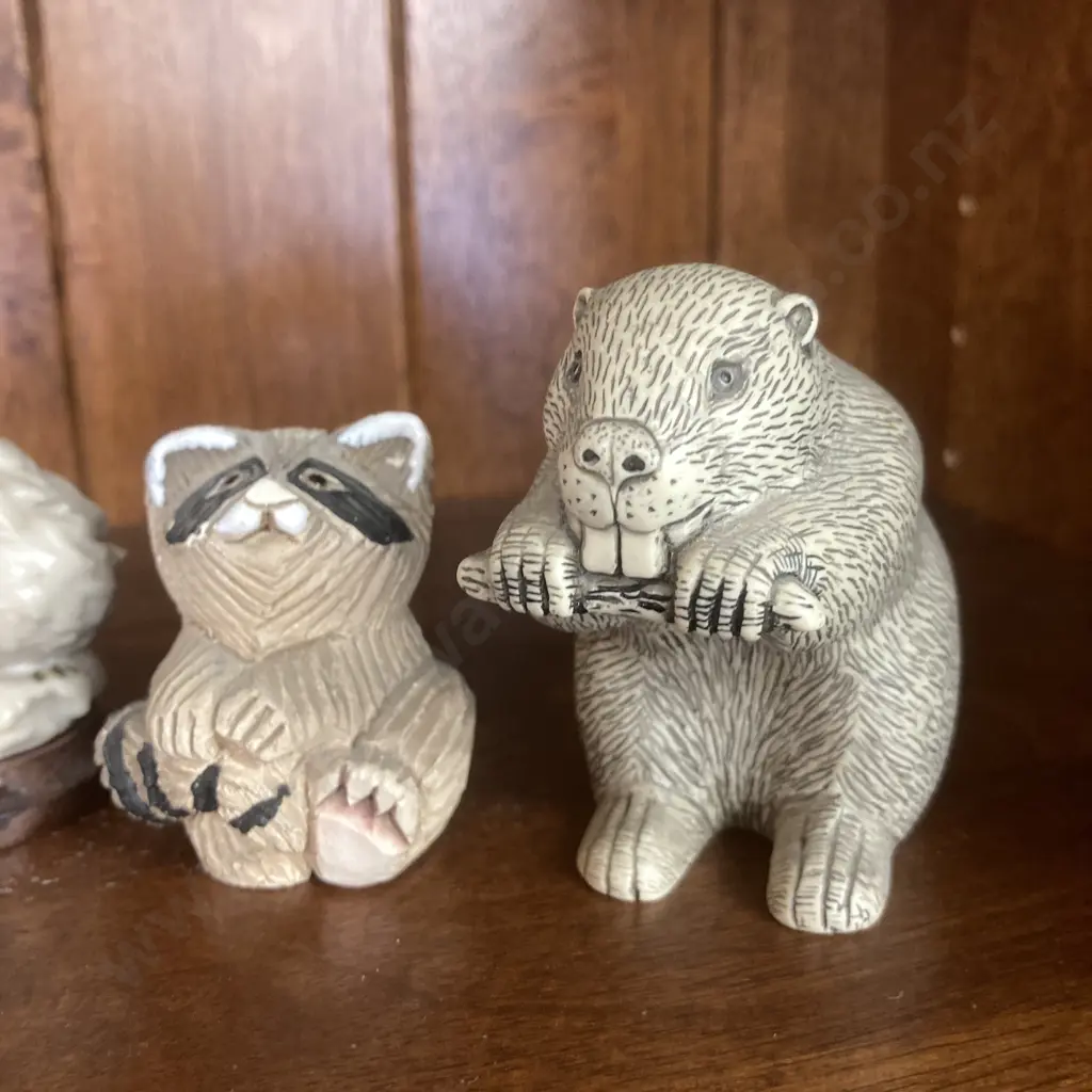 Vintage Mat Jonasson Signed Baby Seal Lead Crystal Paperweight, 7 x 10cm & Assorted Animal Ornaments Image 1++