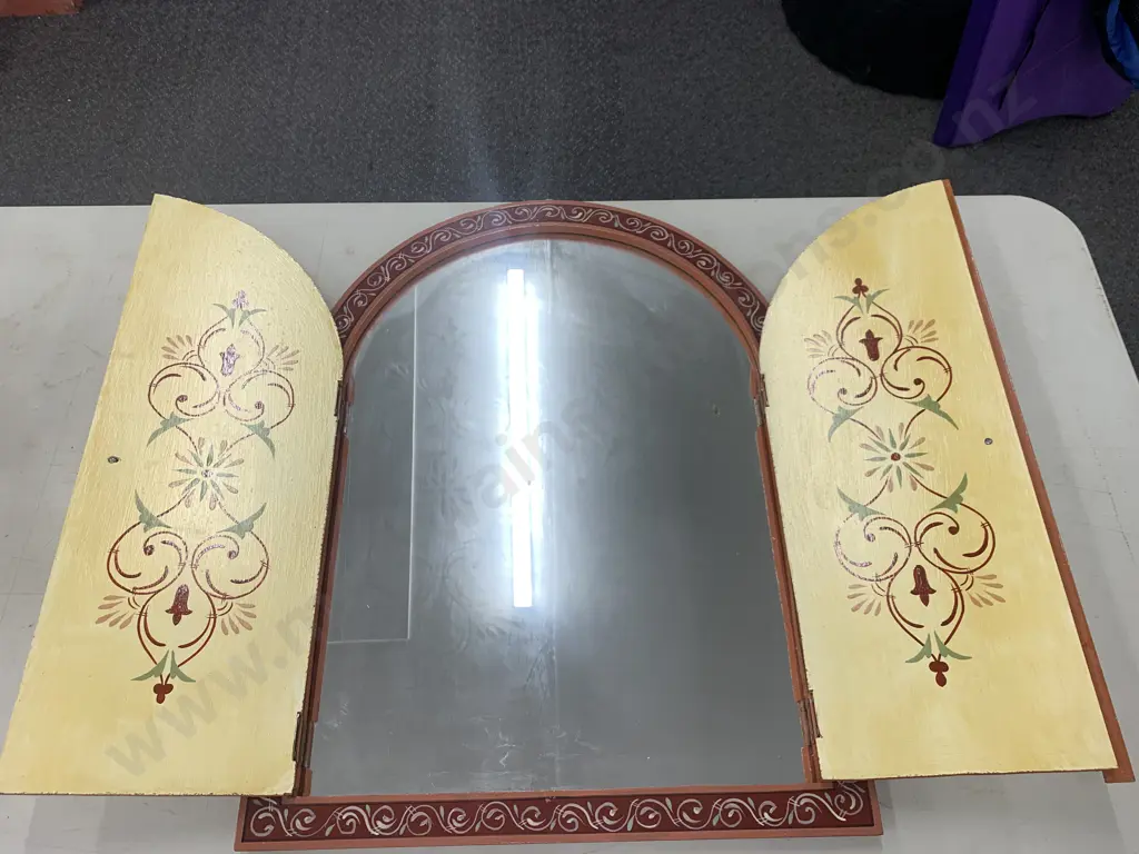 Decorative Mirror With Doors Dome Top H70cm Image 1++