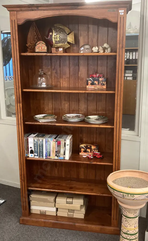 'Endeavour' Solid Wood Bookcase, T&G Back, 5 Shelves, H91 W98 D37cm Image 1++