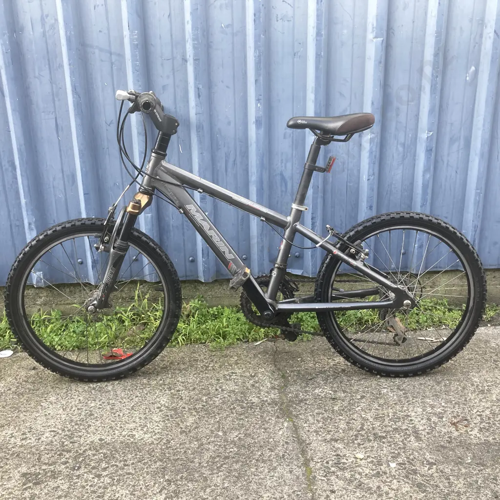 Marin AHT.01.2 Hidden Canyon Kids Bike - Grey Colour Image 1++