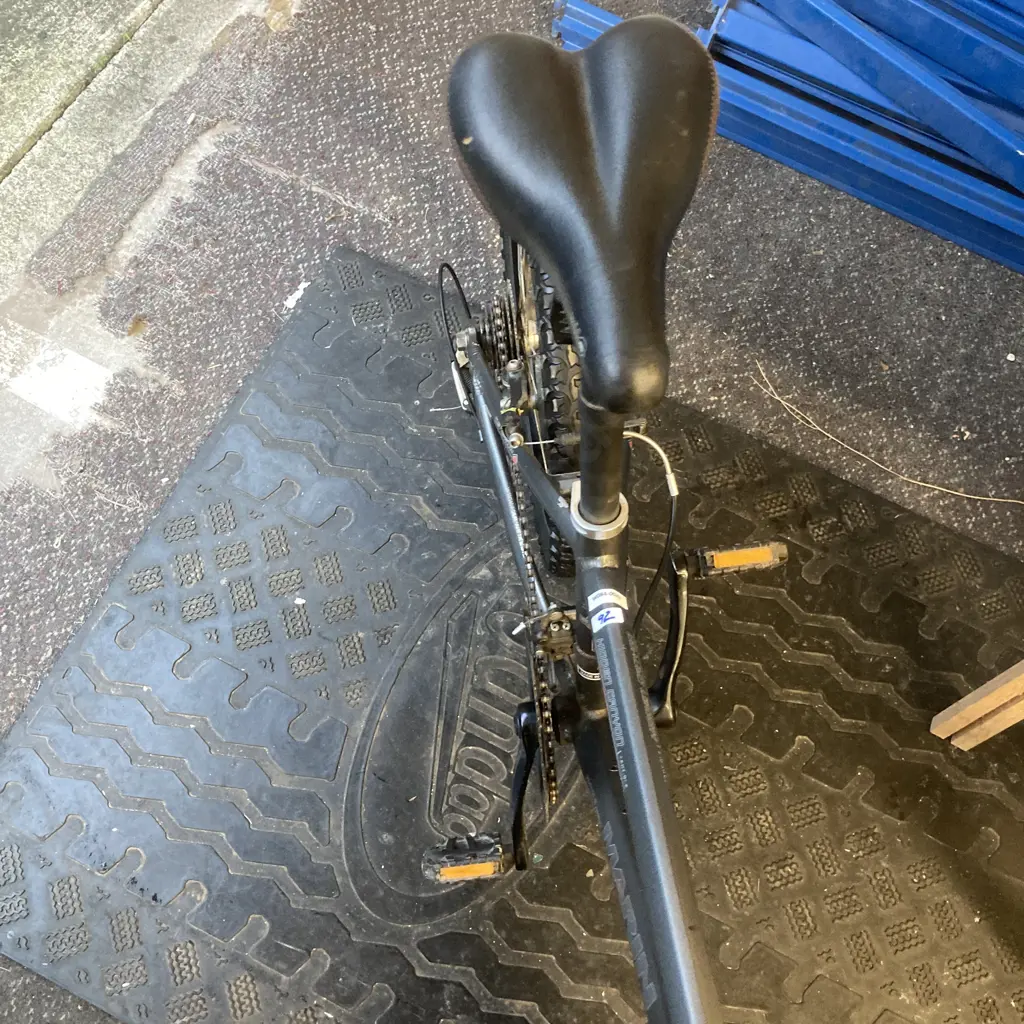 Marin AHT.01.2 Hidden Canyon Kids Bike - Grey Colour Image 1++