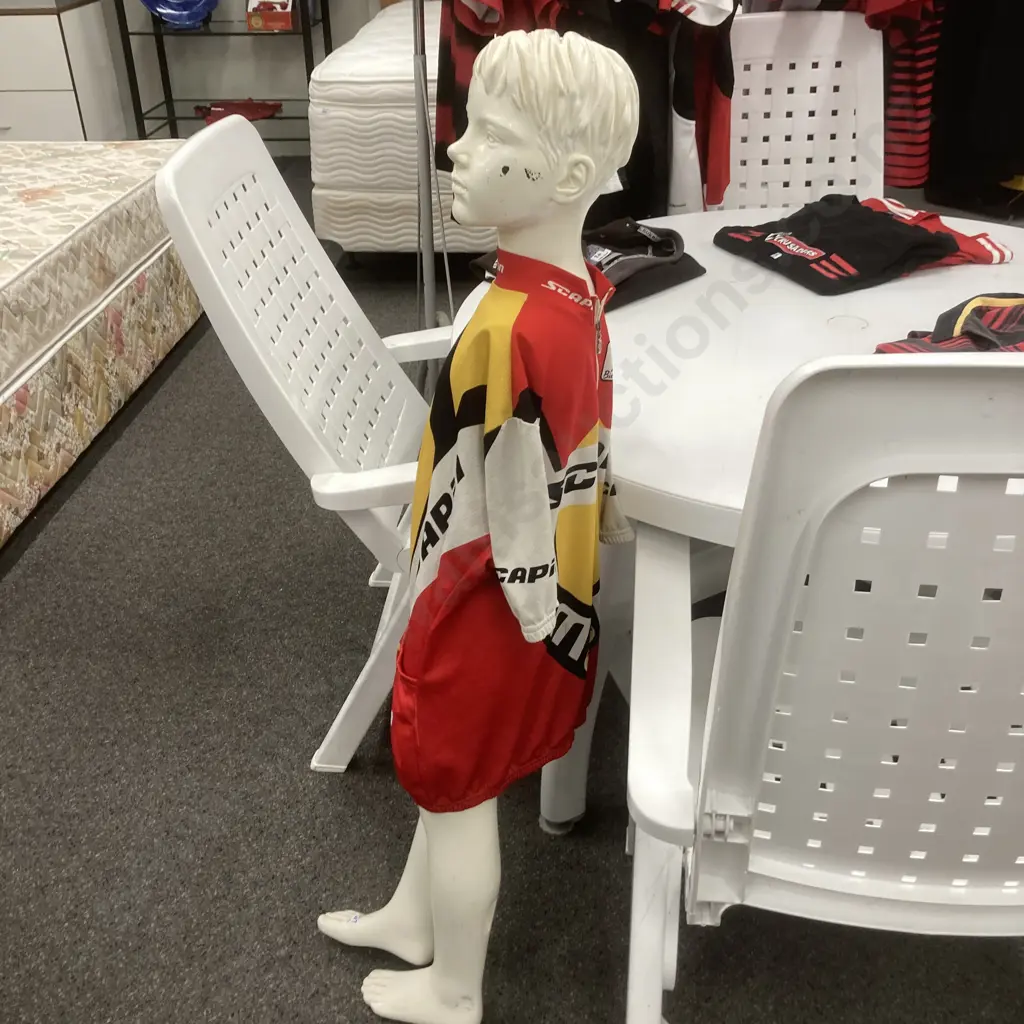 Armless White Boy Mannequin With Scapin Bike Shirt Image 1++