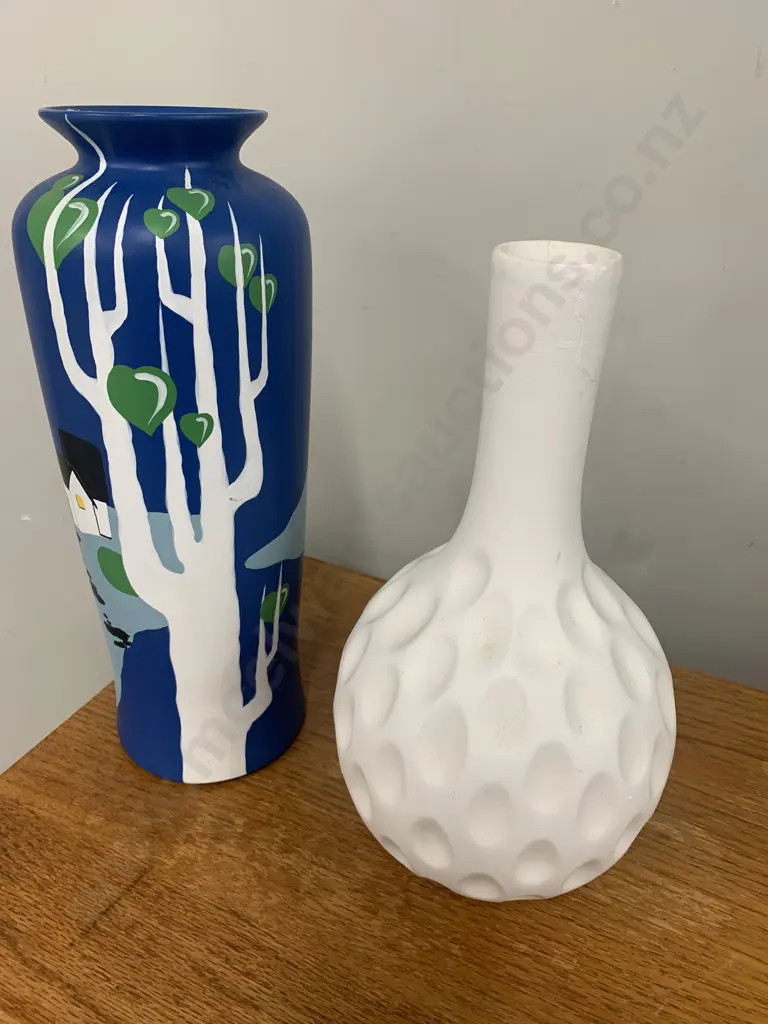Tall Slender  Vase Blue / Black & White Houses With White Dimple Vase (af to top) Image 1++