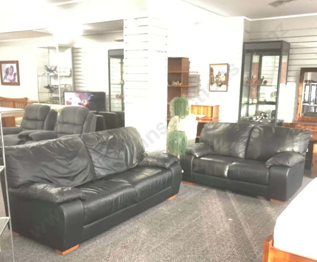 Italian Incanto Divani Black Leather 3 Seater & 2 Seater Lounge Suite Image 1++