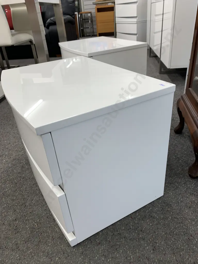 Pair of White Lacquered 2 Drawer Bedside Cabinets, Curved Front, H42 W60 D40cm Image 1++