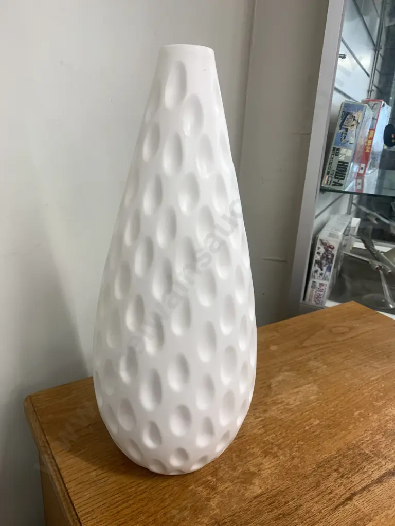 Jane Packer Dimpled Tall White Ceramic Vase, H46cm, Portugal Image 1++