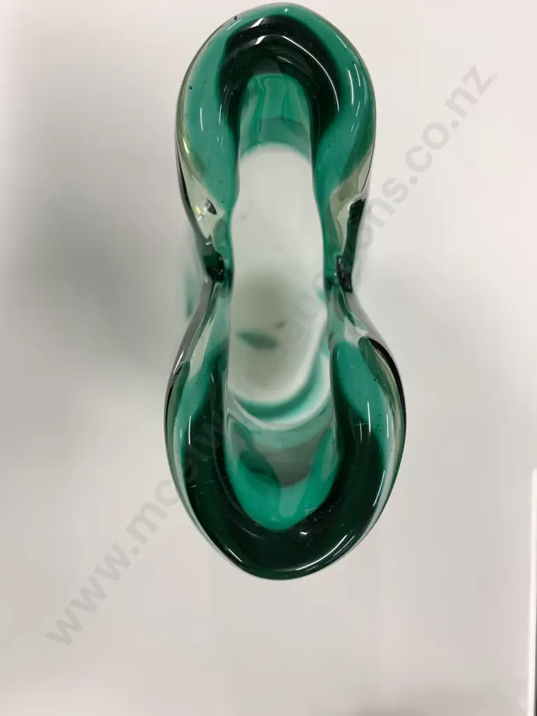 Stunning Vase, Italian Murano? Green Internally Decorated White Detail, 31 x 18cm Image 1++