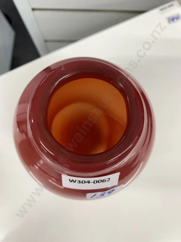 Beautiful Opaque Red Hand Blown Glass Vase, H16cm Image 1++