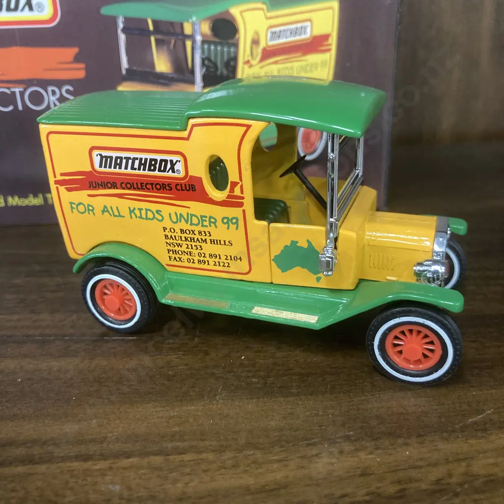 Matchbox Junior Collectors Club 1912 Ford Model T Truck YY012/SA Image 1++