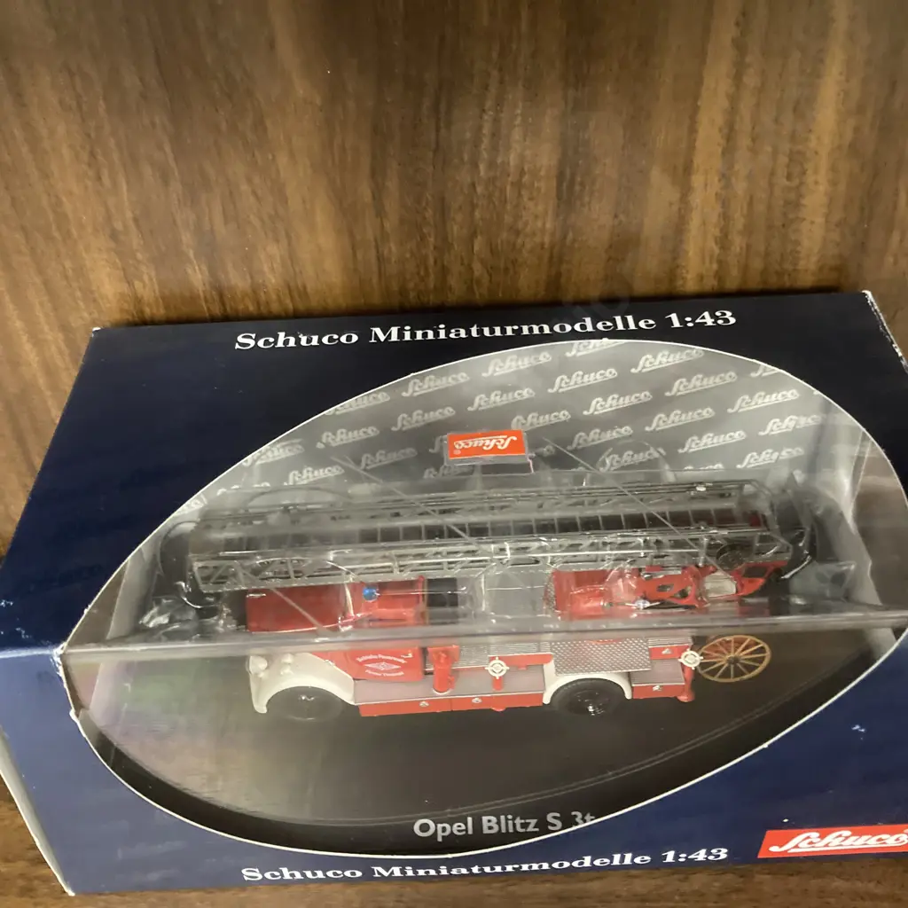 Schuco Opel Blitz S 3t Wheeled Ladder 1:43 Image 1++