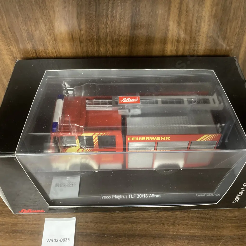 Schuco Iveco Magirus TLF 20/16 Allrad Fire Engine Limited Edition of 1000 1:43 Image 1++