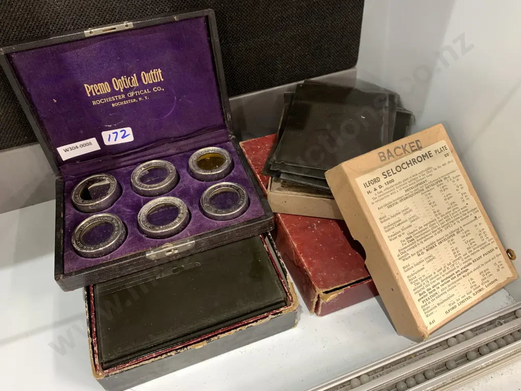 Vintage Boxed Optical R.O.C. Wide Angle Lens With Assorted Developers Plates Image 1++