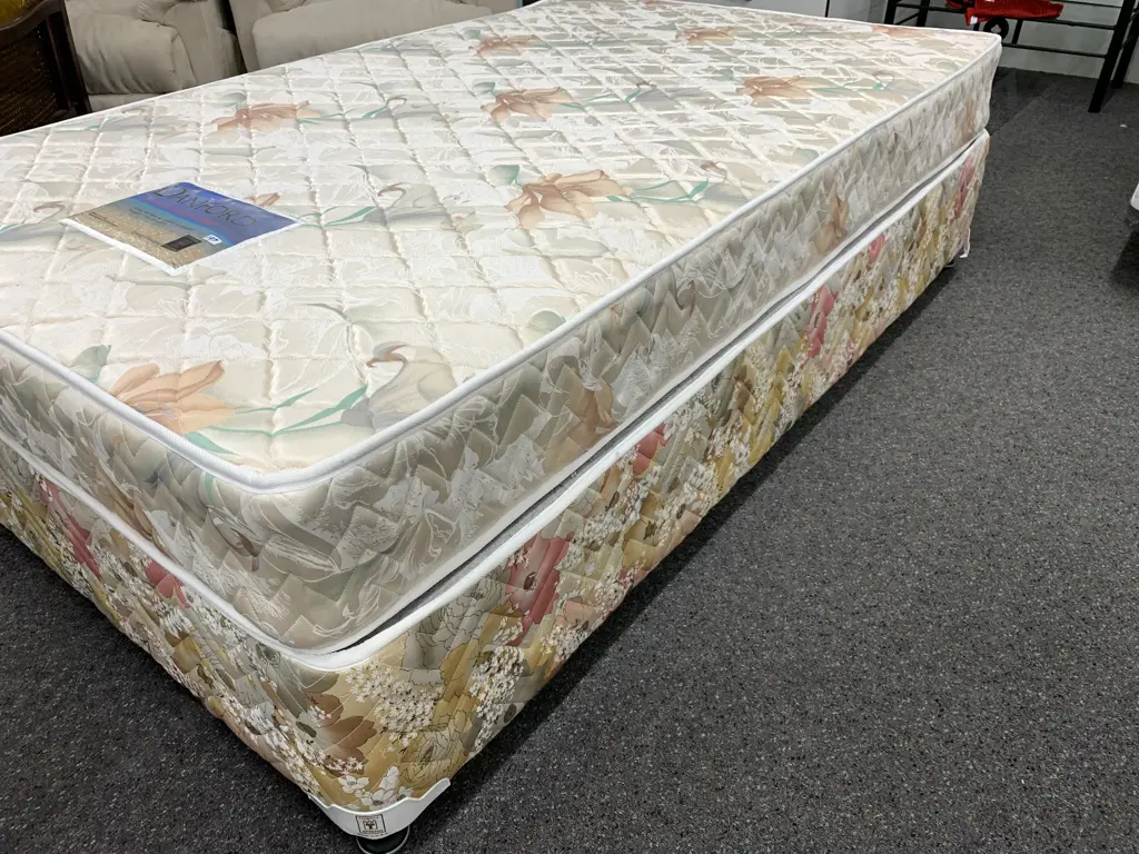 Towell King Single Bed Base With A Towell Danford Mattress Image 1++