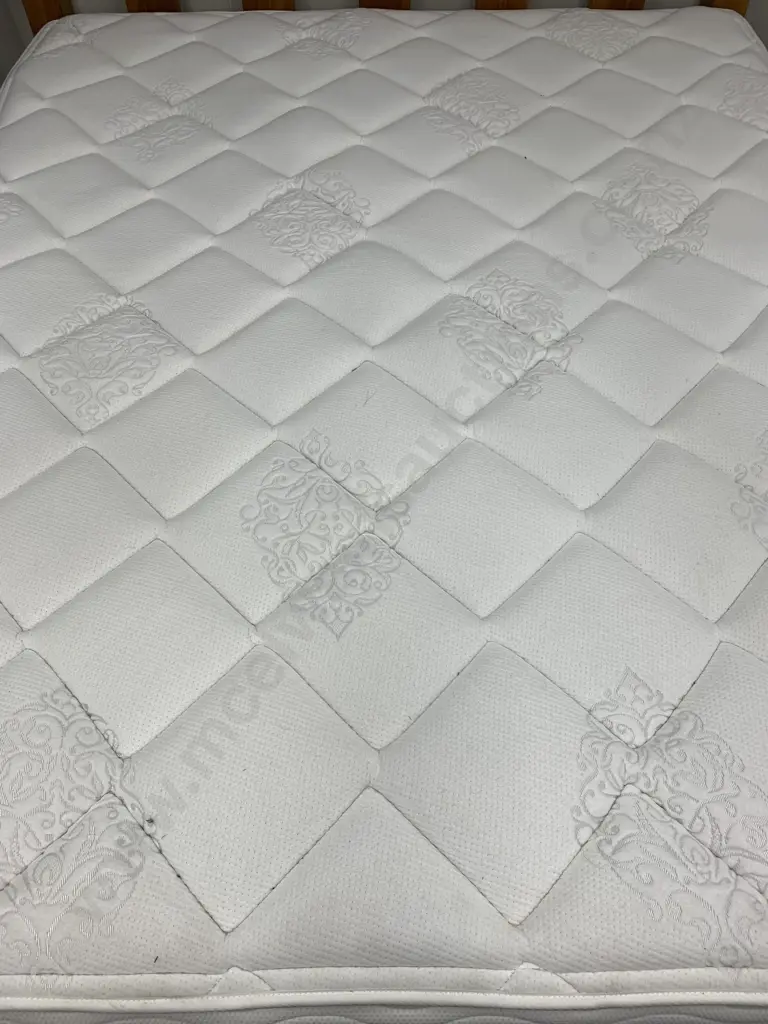 Simmons Beauryrest Classic Kingsize Bed, Split Base Image 1++