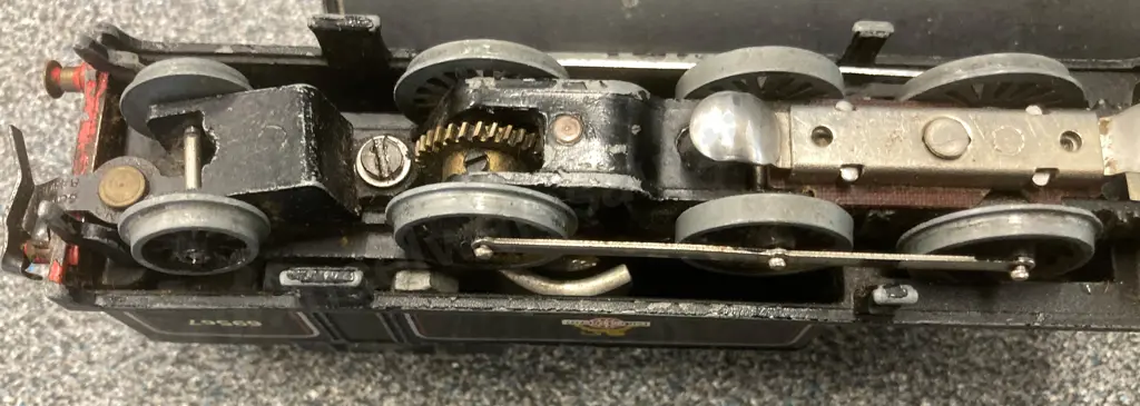 Vintage Hornby 69567 Train Engine (Electric) & 4 Rolling Stock Image 1++