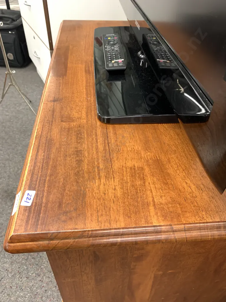 Endeavour Solid Wood Entertainment / Storage Unit, 2 Shelves, 1 Drawer, 1 Cupboard, H69 W97 D45cm Image 1++