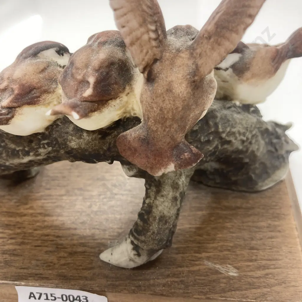 G. Armani Sparrows On Branch Ornament, 18 x 13cm Image 1++