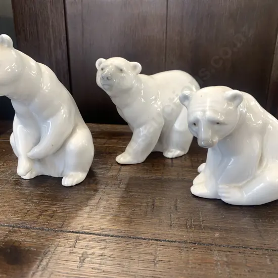 Family Of Three Lladro Polar Bears H12cm Tallest