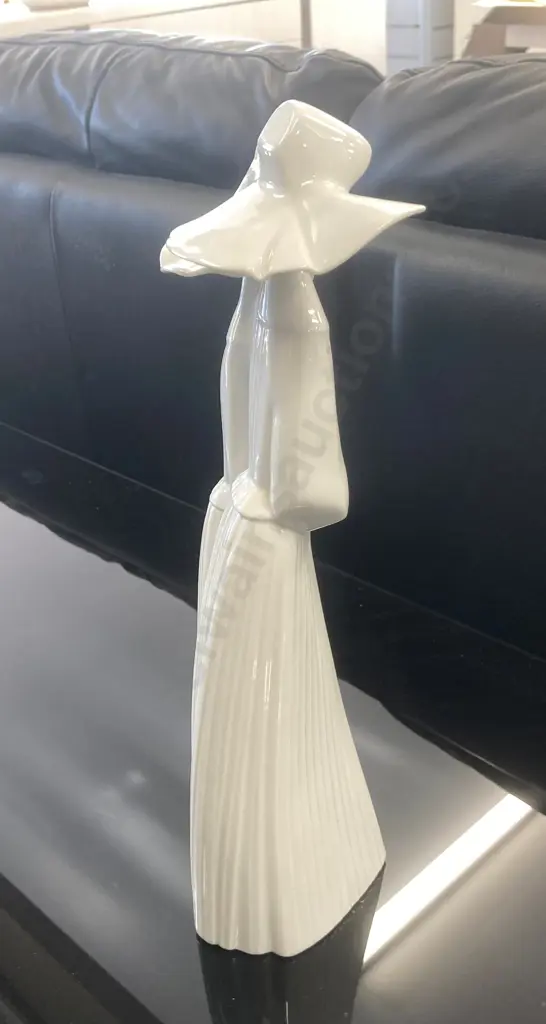 Vintage Lladro "Two Nuns" Figurine, Stamped 4611, H33cm, Retired Image 1++