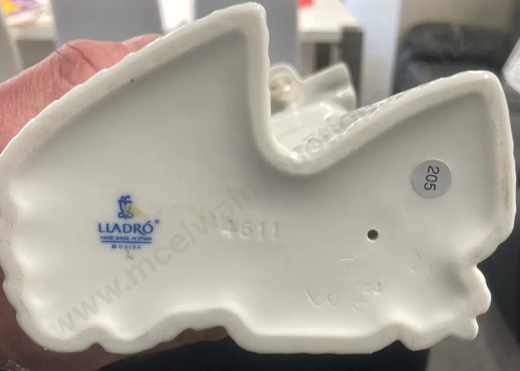 Vintage Lladro "Two Nuns" Figurine, Stamped 4611, H33cm, Retired Image 1++