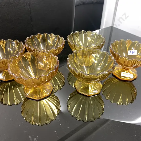Set of 6 Art Deco Vintage Amber Glass Sundae Dishes With Scalloped Rims